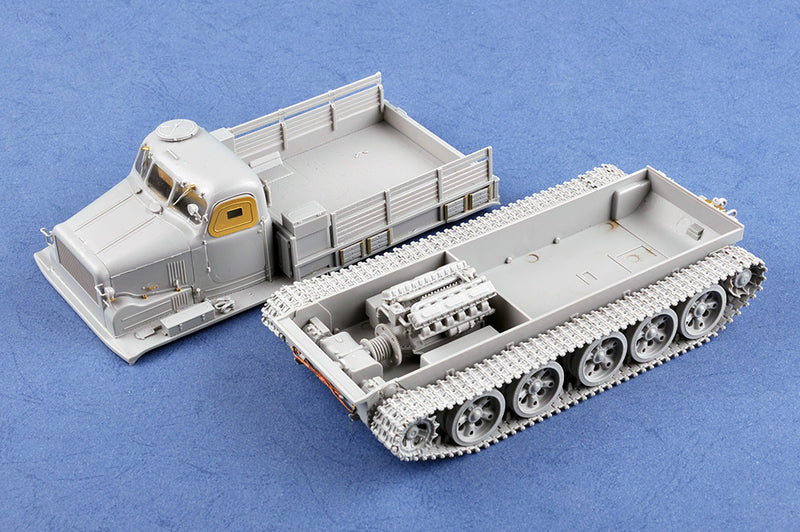 Trumpeter AT-T Artillery Prime Mover 09501 1:35