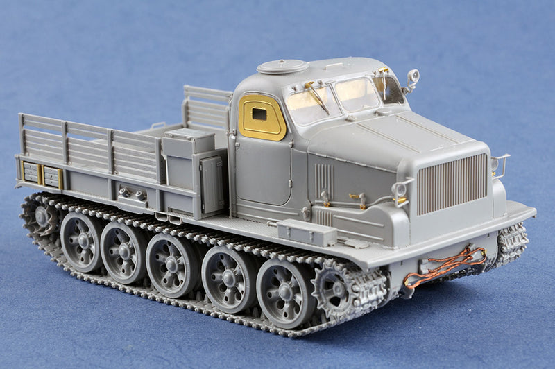 Trumpeter AT-T Artillery Prime Mover 09501 1:35