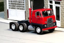 Sylvan Scale Models HO V213 1964-1965 International Emeryville Tandem-Axle Sleeper-Cab Tractor Resin Kit, Unpainted