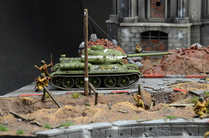 Italeri 6195 - SCALE 1 : 72 Battle for the Reichstag 1945 - BATTLE SET