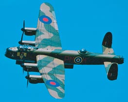 Revell Maquette Avro Lancaster Mk.I/II Échelle 1:72 - 4300 - Avion Bombardier WWII Maquette Avion Détaillée Rolls Royce Merlin