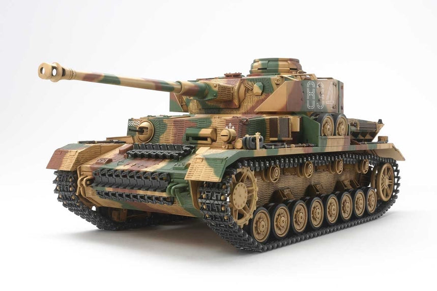 Tamiya 36211 GERMAN PZ.KPFW IV AUSF.J W/Single Motor, 1:16 Scale