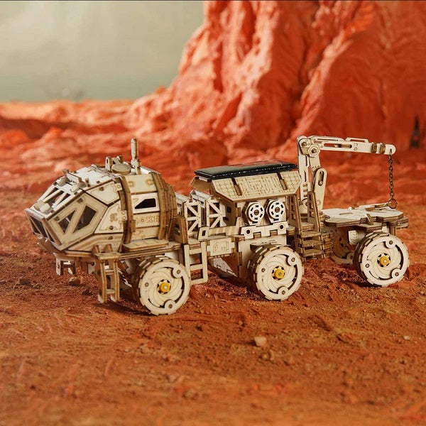 Robotime LS504 Space Hunting; Navitas Rover (Hermes Rover)