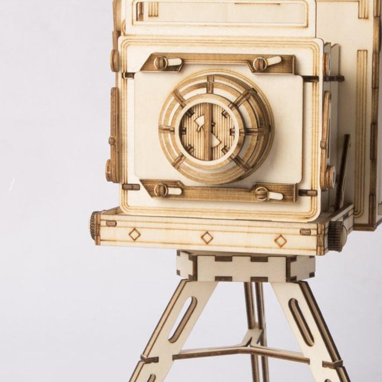 Robotime TG403 Classic 3D Wood Puzzles; Vintage Camera
