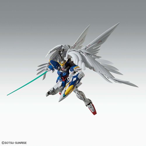 Bandai  2516450 Gundam Wing: Endless Waltz Wing Gundam Zero Ver. Ka Master Grade 1:100 Scale Model Kit