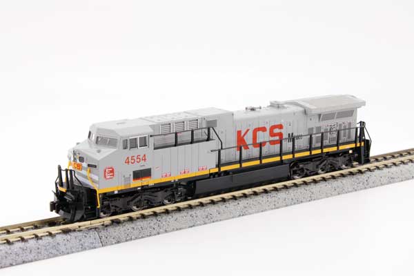 Kato 176-7045-DCC, GE AC4400CW Low Numberboards - DCC -- Kansas City Southern de Mexico