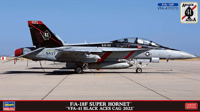 Hasegawa Models 2429 F/A-18F Super Hornet “VFA-41 Black Aces CAG 2022” 1:72 SCALE MODEL KIT