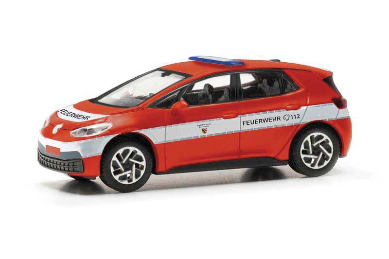 Herpa Models 093989 HO Volkswagen ID 3 Station Wagon - Assembled -- Fire Department (red, white, German Lettering)