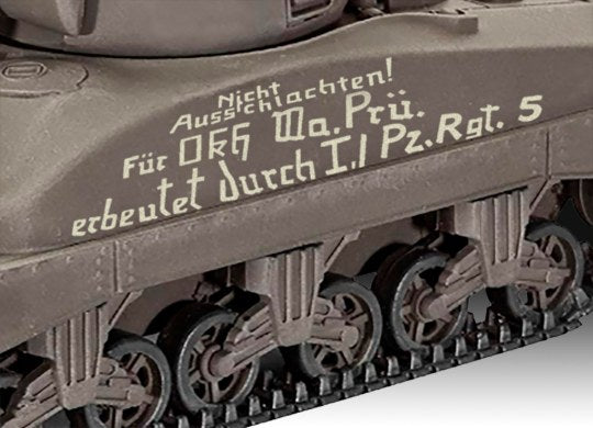 Revell Monogram Germany 03290 Sherman M4A1 1:72