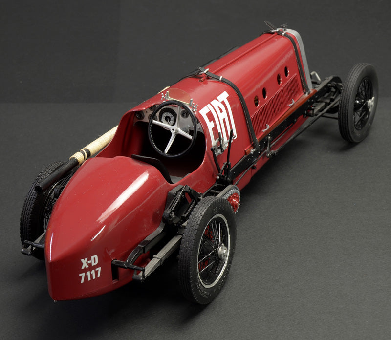 Italeri 4701 - SCALE 1 : 12 FIAT MEFISTOFELE 21706 c.c.