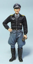 Hasegawa Models 7492 Focke-Wulf Fw190A-4 “Graf” w/figure 1:48 Scale Model Kit