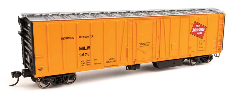 WalthersMainline 910-3787 HO 50' AAR Mechanical Refrigerator Car - Ready-to-Run -- Milwaukee Road