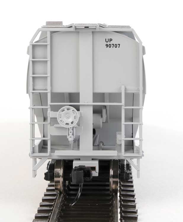 WalthersMainline 910-7733 60' NSC 5150 3-Bay Covered Hopper - Ready to Run -- Union Pacific(R)