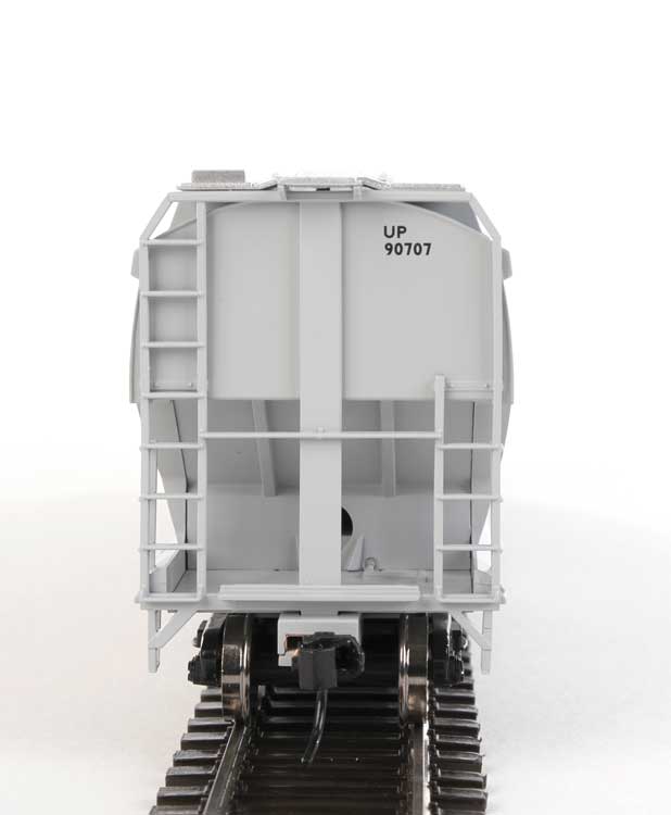 WalthersMainline 910-7733 60' NSC 5150 3-Bay Covered Hopper - Ready to Run -- Union Pacific(R)