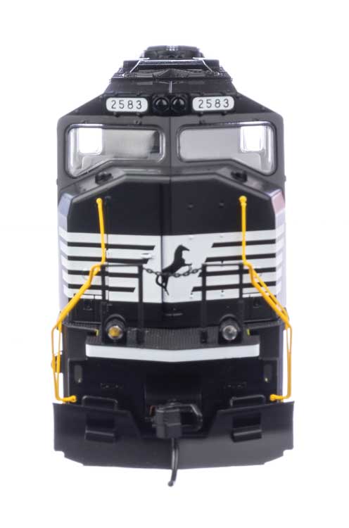 WalthersMainline 910-11011 HO EMD SD70M - Standard DC - Norfolk Southern