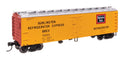 Walthers Mainline HO 910-41305 40' Wood Reefer with Steel ends, Chicago Burlington & Quincy