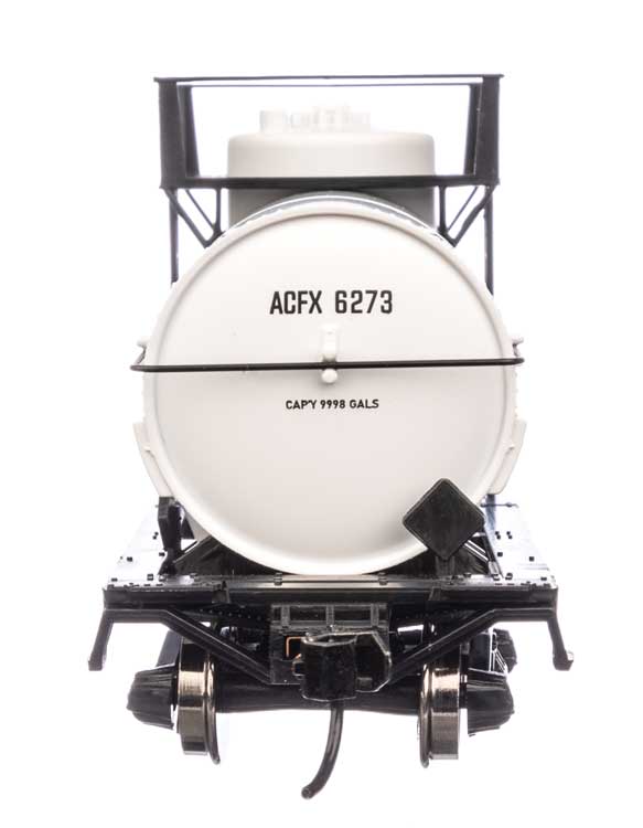 WalthersMainline 910-48422 HO  36' 10,000-Gallon Insulated Large Dome Tank Car National Starch & Chemical