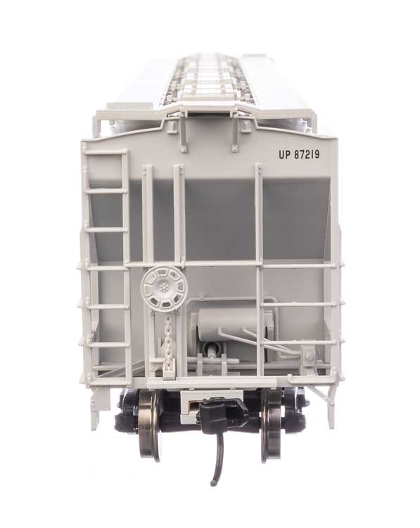 WalthersMainline 910-49057 HO 57' Trinity 4750 3-Bay Covered Hopper - Union Pacific