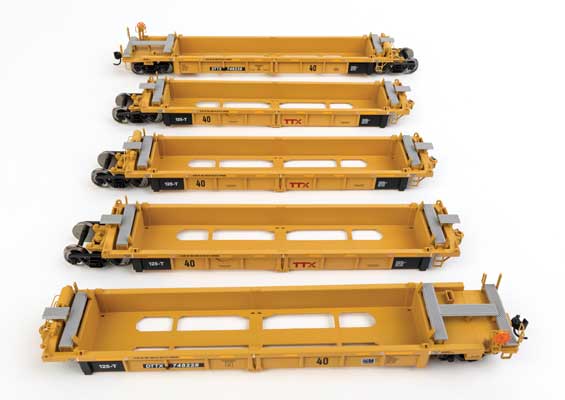 WalthersMainline 910-55669 Thrall 5-Unit Rebuilt 40' Well Car - Ready to Run -- TTX DTTX