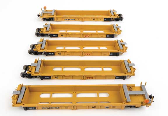 WalthersMainline 910-55670 Thrall 5-Unit Rebuilt 40' Well Car - Ready to Run -- TTX DTTX