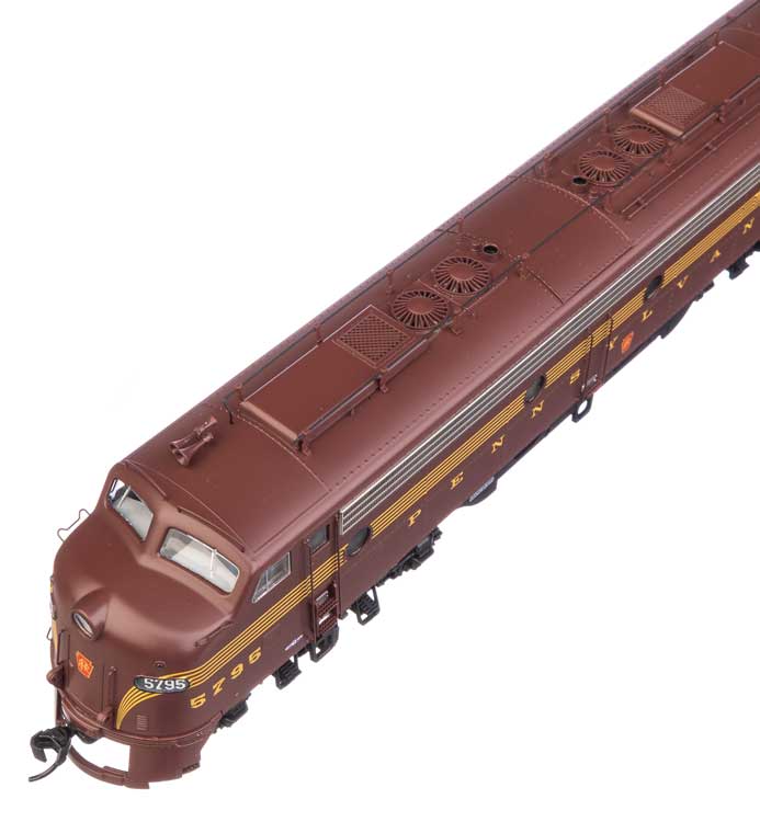Walthers 920-49905 EMD E8A - Standard DC (No Sound) -- Pennsylvania Railroad Class EP-22