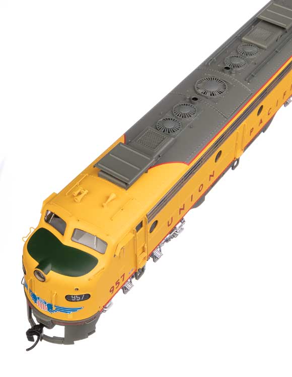 WalthersProto 920-49955 EMD E9A - E9B - Standard DC -- Union Pacific(R)