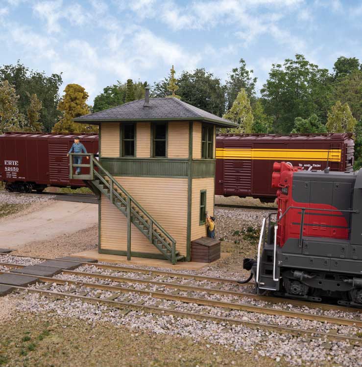 Walthers Cornerstone 933-3556 HO Trackside Signal Tower - Kit - 1-7/8 x 2-27/32 x 3-5/16"  4.7 x 7.2 x 8.4cm