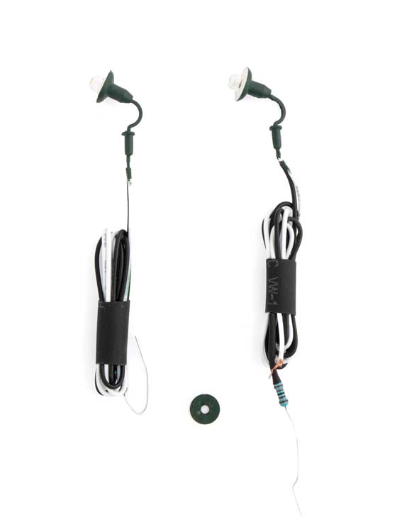Walthers SceneMaster 949-4802 HO LED Wall-Mount Light 2-Pack