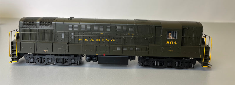 Atlas 10004114 HO TRAIN MASTER PH.1B SILVER READING