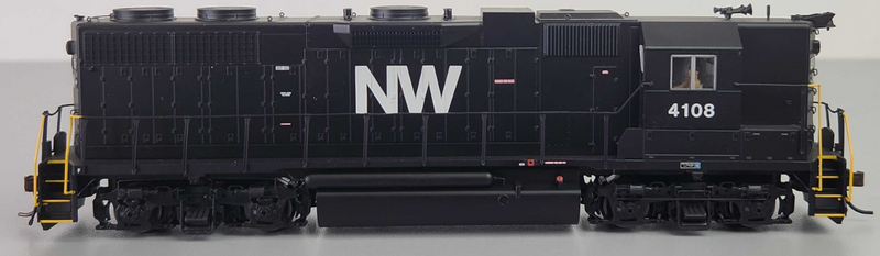 Atlas 10004069 HO GP38 SILVER NORFOLK WESTERN