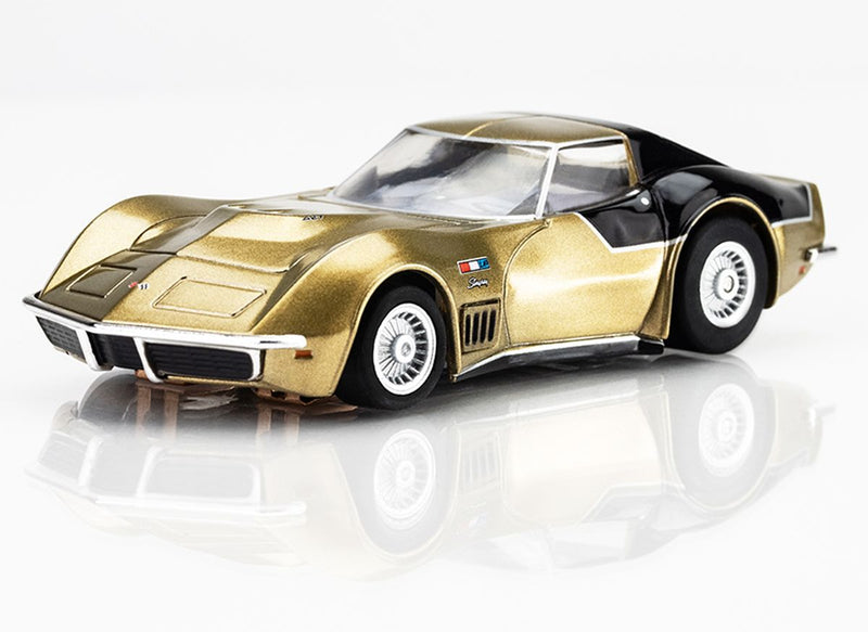 AFX 22093 AstroVette 1969 LMP12 Gld-Blk-Ltd