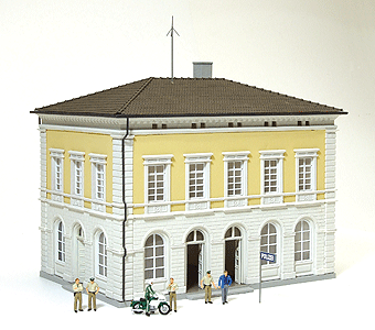 Preiser HO 19000 Police Station with Police & Accessories Kit