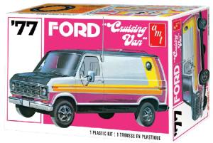 AMT 1108 1977 Ford Cruising Van 2T Skill 2