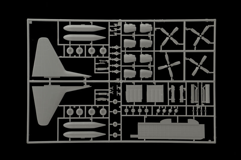 Italeri 1310 - SCALE 1 : 72 AC - 130H SPECTRE