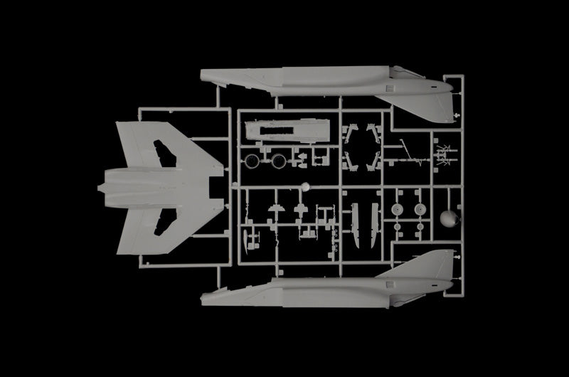 Italeri 1373 - SCALE 1 : 72 F-4 C/D/J PHANTOM II ACES USAF-US Navy Vietnam ACES