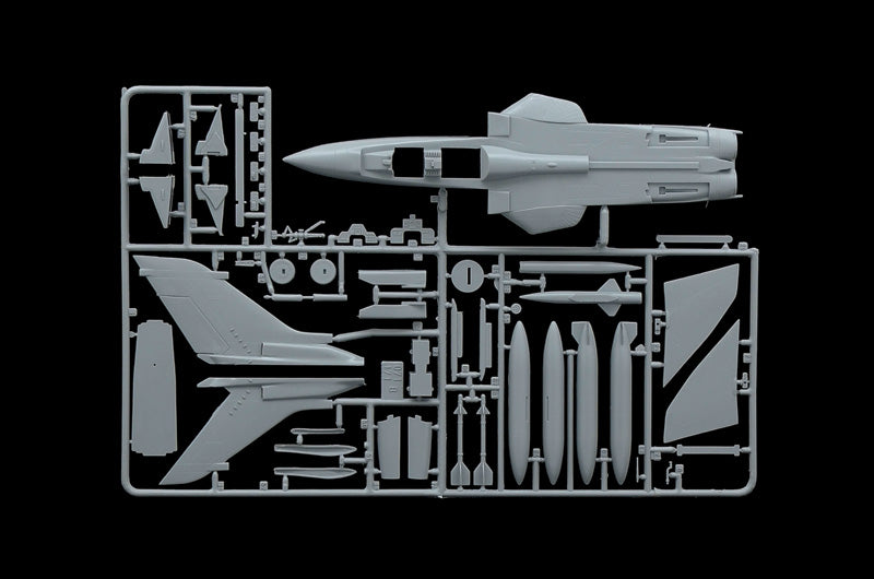 Italeri 1384 - SCALE 1 : 72 TORNADO GR.1