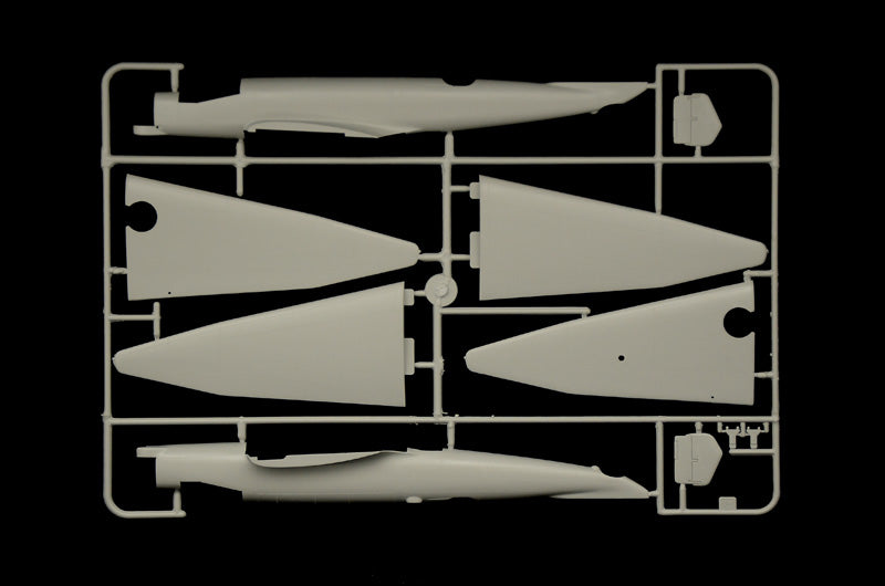 Italeri 1391 - SCALE 1 : 72 JU 86 E1/E2