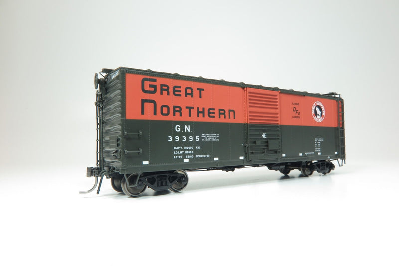 Rapido 155004A GN 40' 12-Panel Boxcar w/Early Improved Dreadnaught Ends - Ready to Run -- Great Northern (Pullman Green, Omaha Orange, black, white), HO