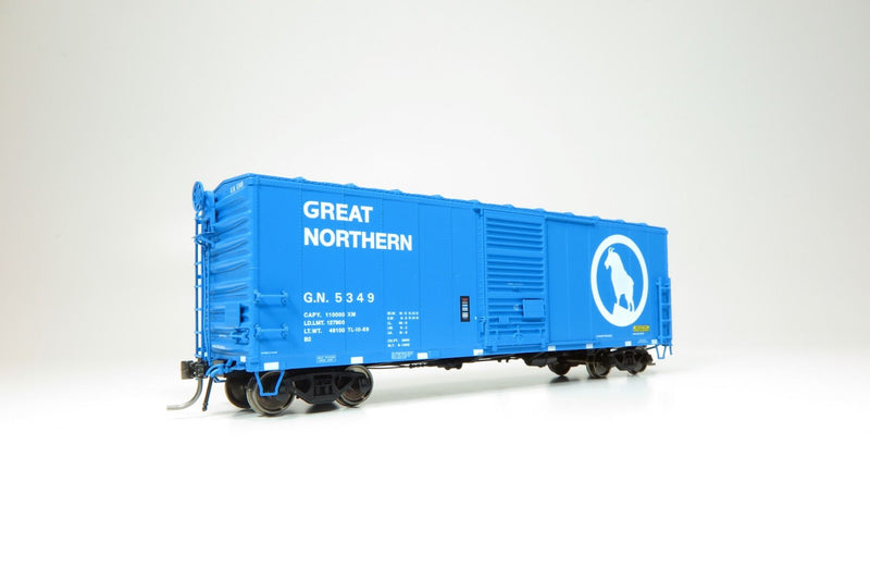 Rapido 155007A GN 40' 12-Panel Boxcar w/Late Improved Dreadnaught Ends - Ready to Run -- Great Northern (Big Sky Blue, white, Large Rocky Silhouette), HO