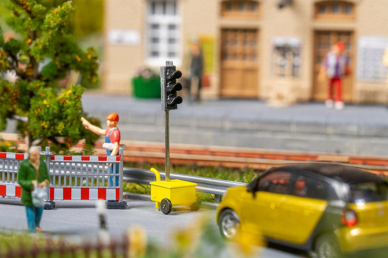 PREORDER Faller HO 161842 2 Illuminated Construction Site Traffic Light Trailers, Yellow | 39.17