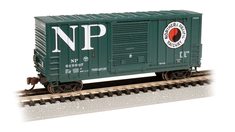 Bachmann 18256 40' Hi-Cube Outside-Braced Boxcar - Ready to Run -- Northern Pacific