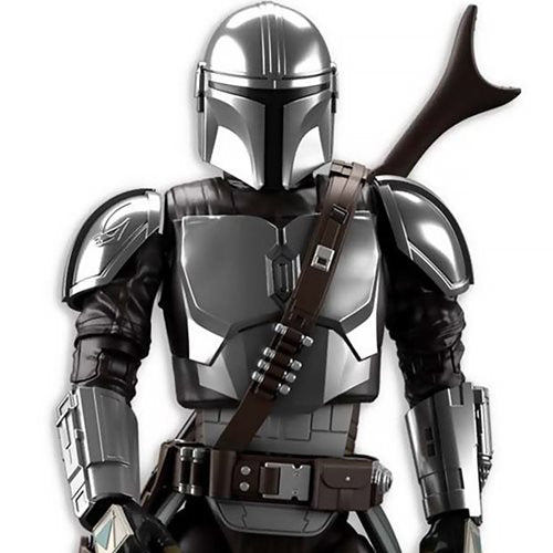 Bandai 2557094 Star Wars: The Mandalorian Mandalorian Beskar Armor Silver Coating Version 1:12 Scale Model Kit