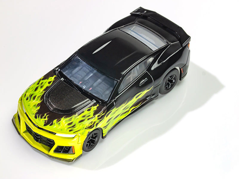 AFX Racing 22060 2021 Camaro ZL1 Wildfire Black-Lime