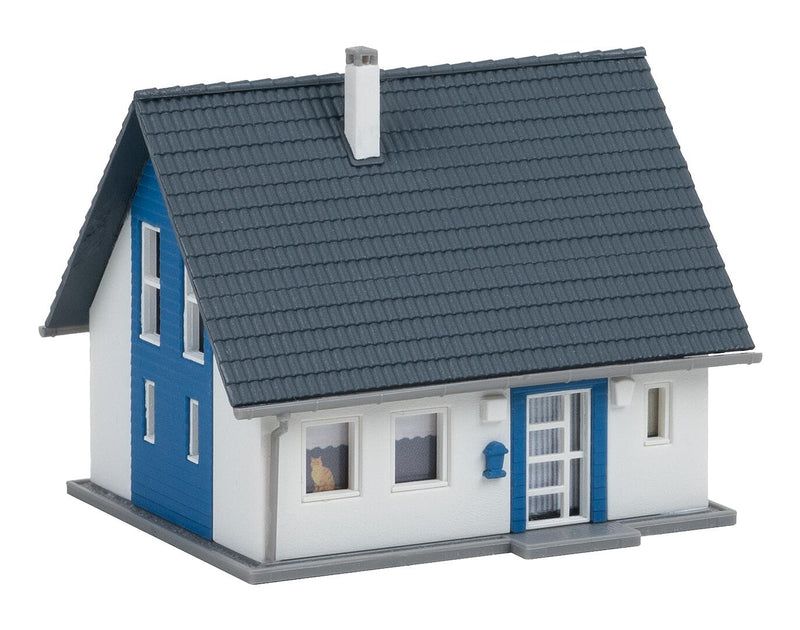 PREORDER Faller N 232146 Single-Family House Kit, White | 26.67