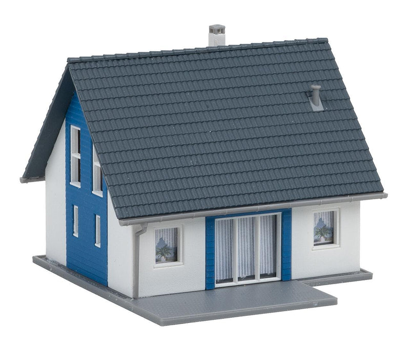 PREORDER Faller N 232146 Single-Family House Kit, White | 26.67