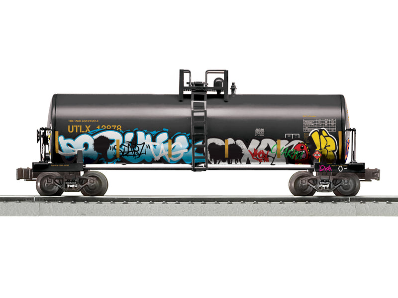 PREORDER Lionel 2428380 O Unibody Tank Car - 3-Rail - Ready to Run - UTLX