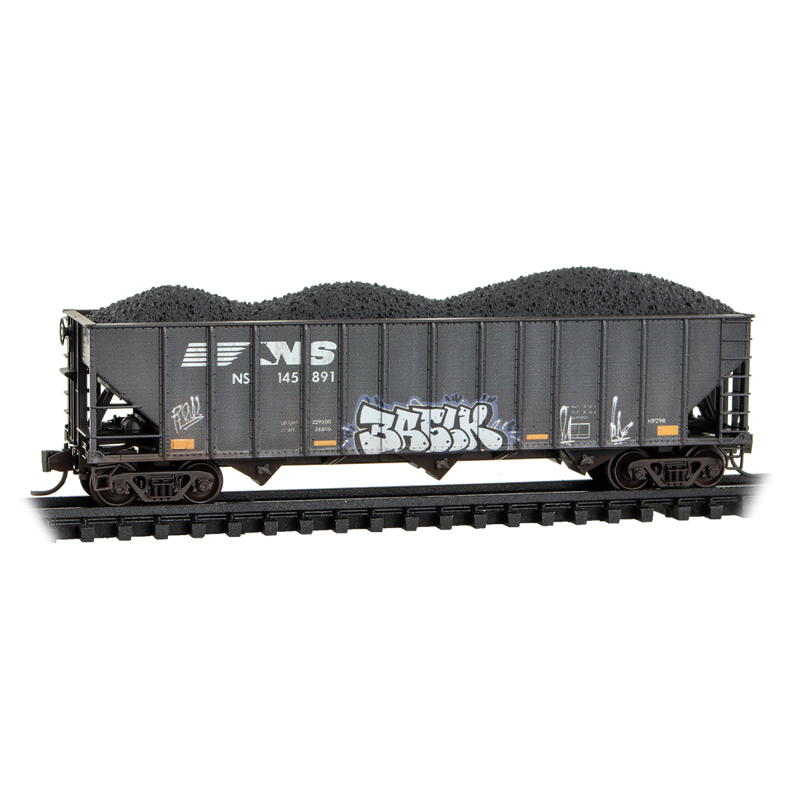 Micro-Trains N 98305104 Weathered 100-Ton 3-Bay Open Hoppers, Norfolk Southern