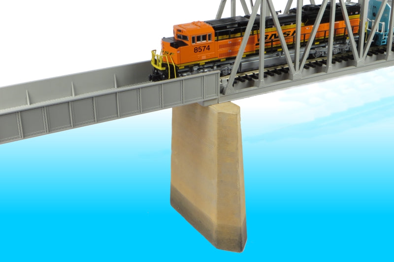 Monroe Models N 257 Single Track Bridge Pier, Board Formed Concrete