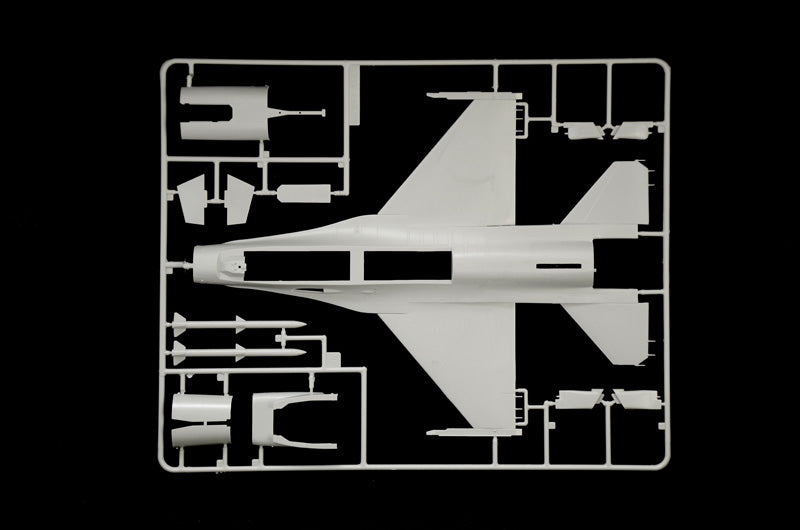 Italeri 2786 - SCALE 1 : 48 F-16 A Fighting Falcon