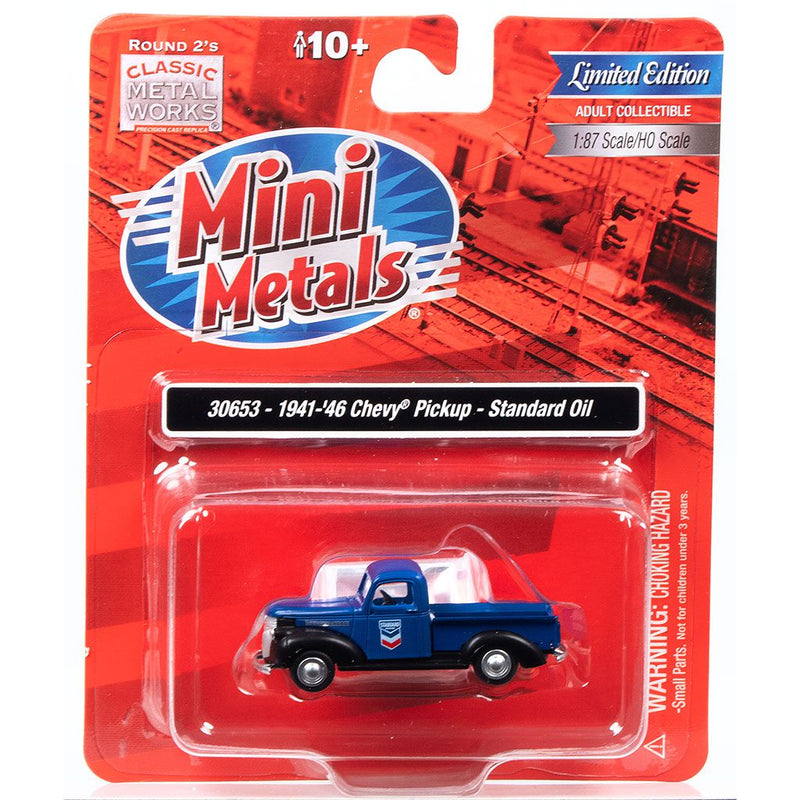 CLASSIC METAL WORKS 30653 1941-1946 CHEVY PICKUP (STANDARD OIL) 1:87 HO SCALE